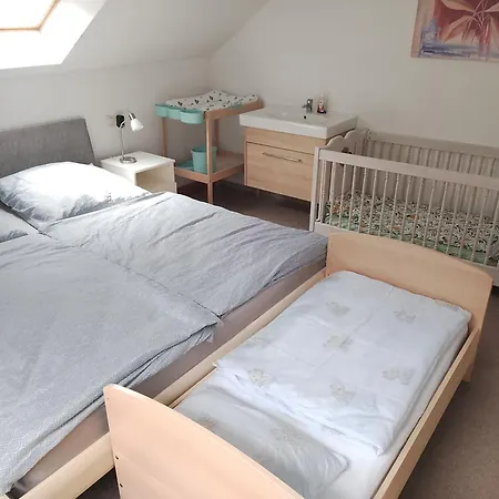 Boehrer Im Schoenen Leinleitertal Veilbronn