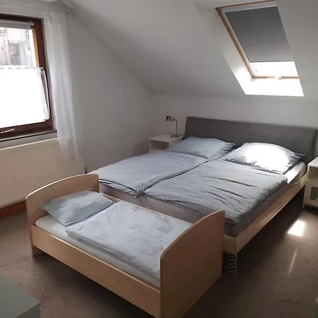 Boehrer Im Schoenen Leinleitertal * Veilbronn